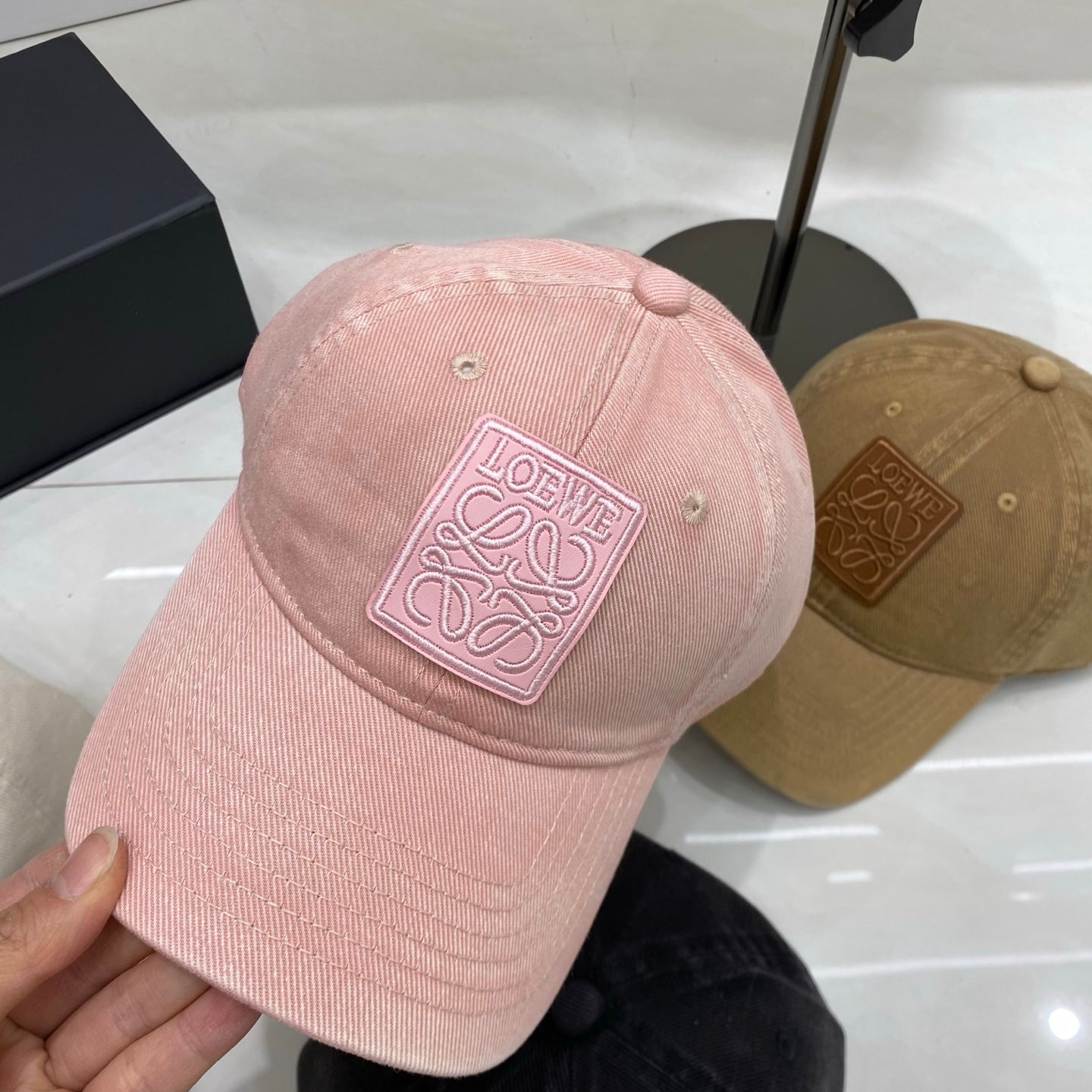 LOEWE baseball cap