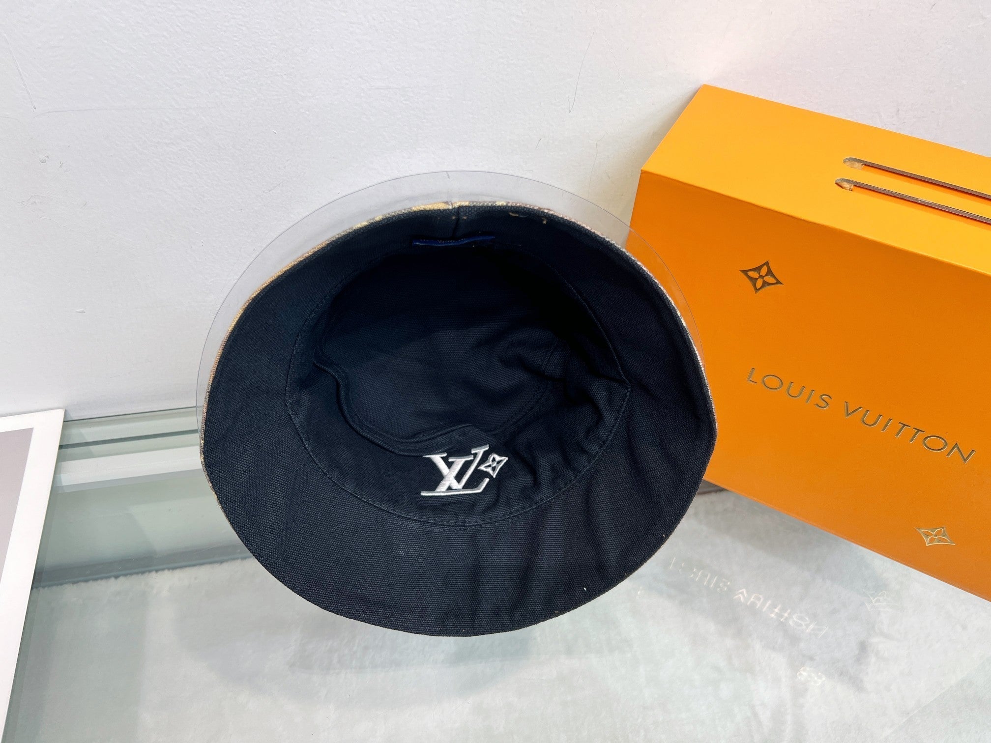 LV Double-sided Camouflage Fisherman Hat