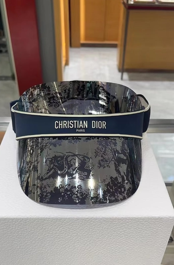 Dior bucket hat