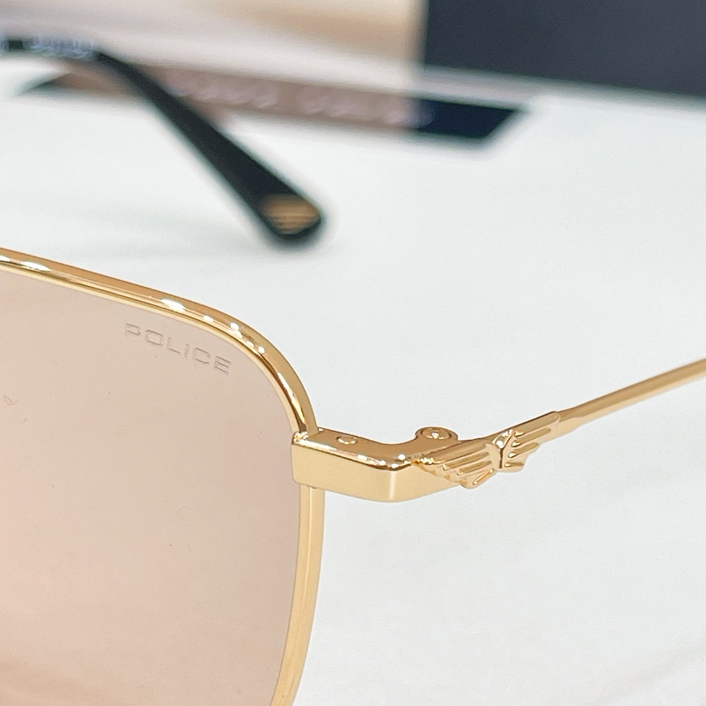 POLICE Sunglasses-SPL R72