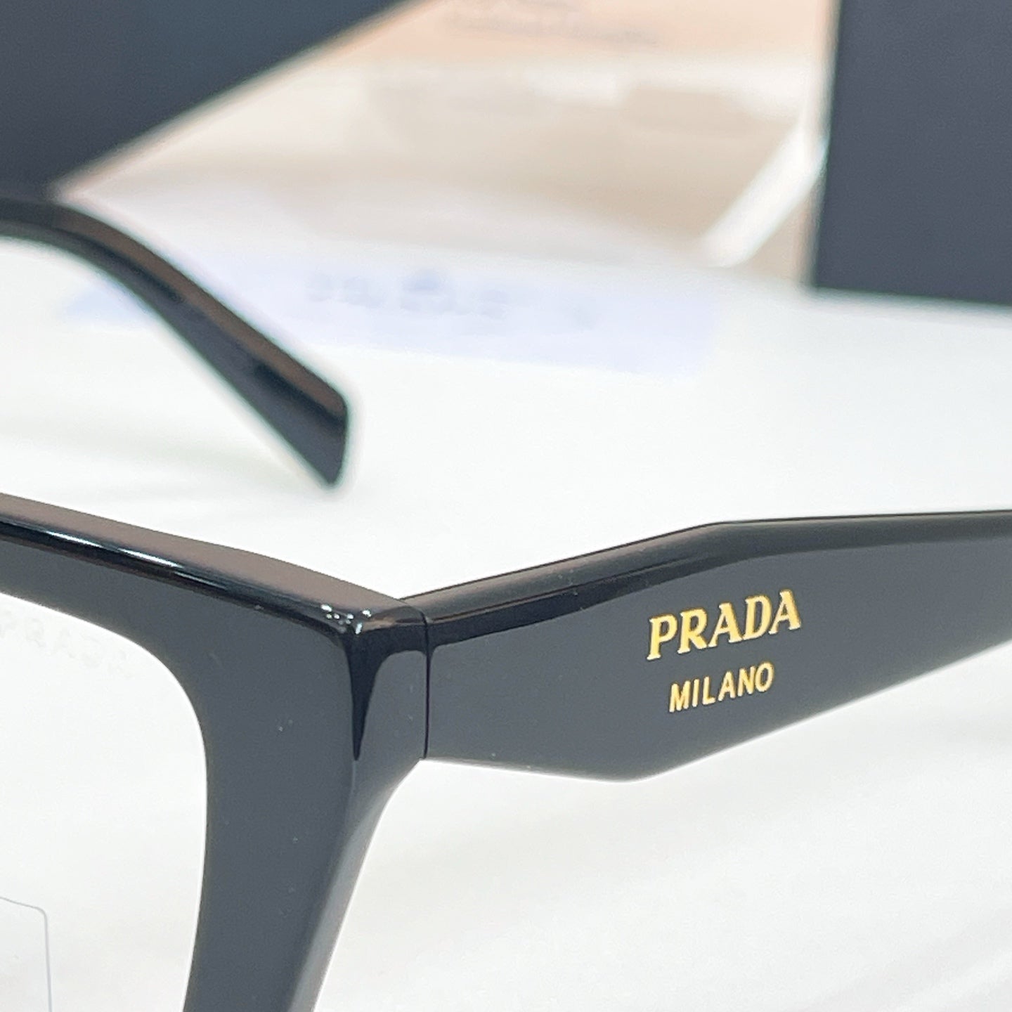PRADA Sunglasses-PR D05SF