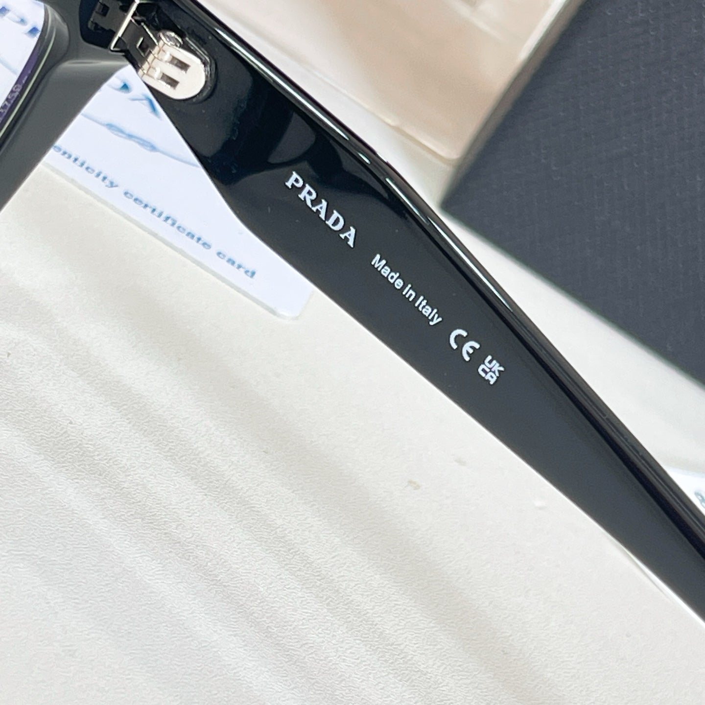 PRADA Sunglasses-PR D05SF