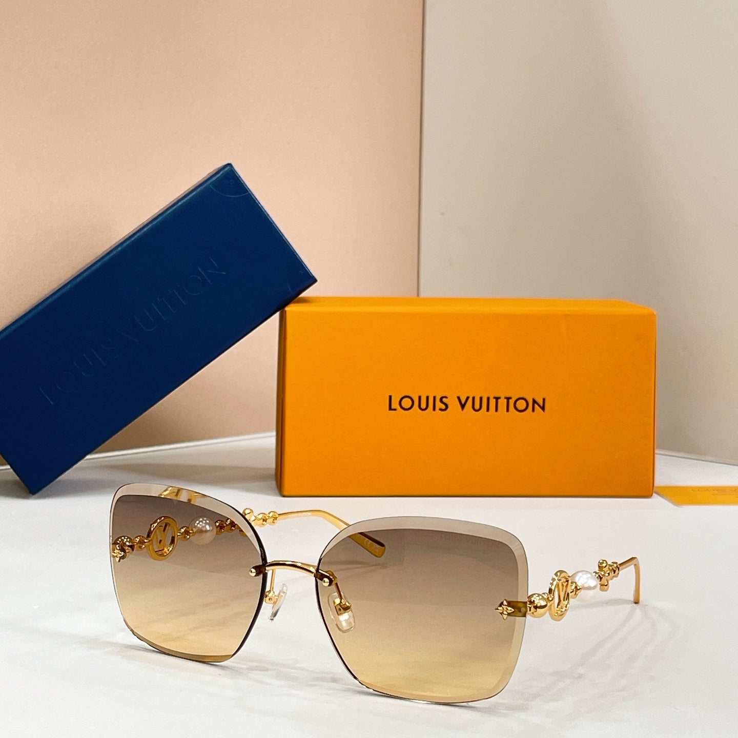 Louis Vuitton Sunglasses-Z3167U