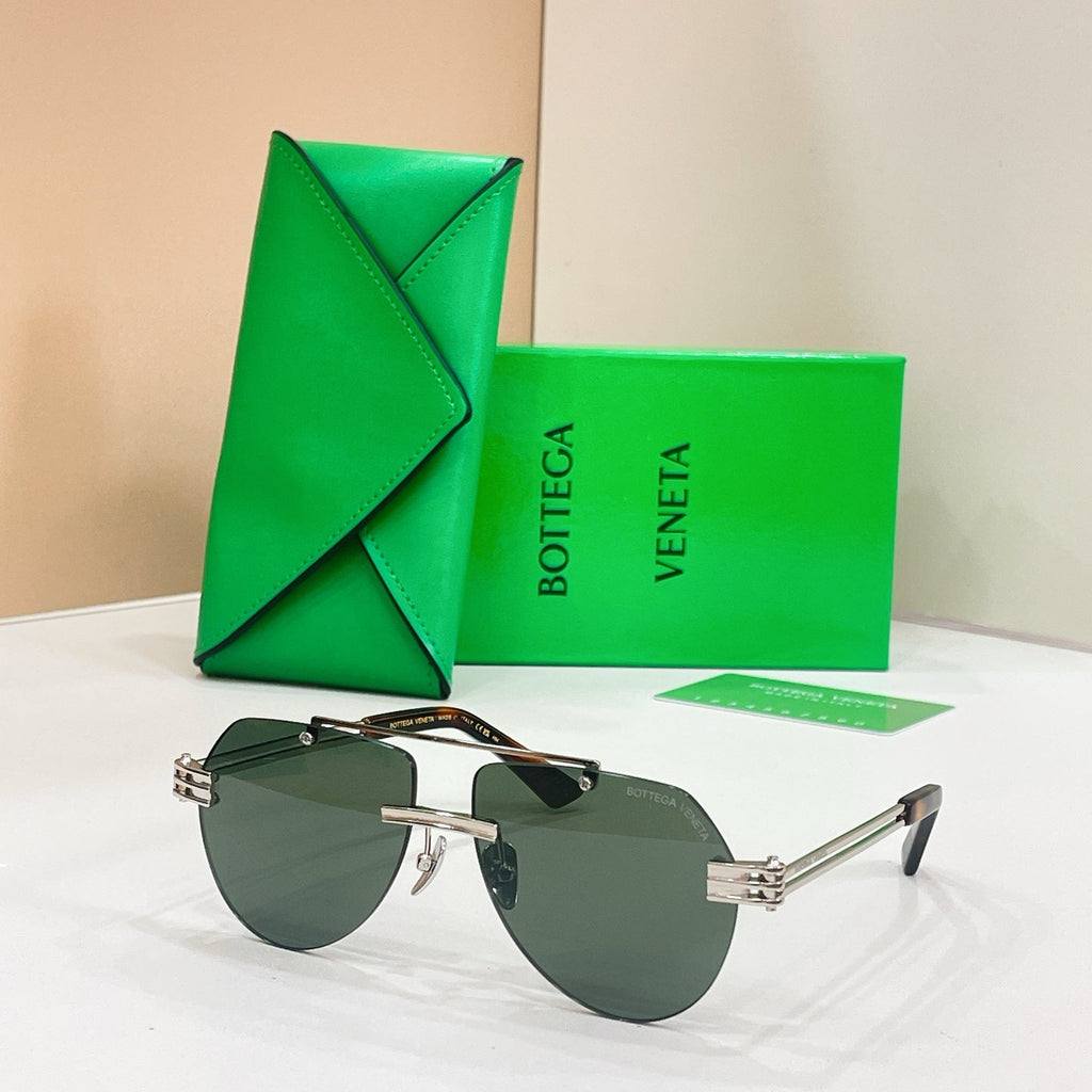 BOTTEGA VENETA Sunglasses-BV1342S