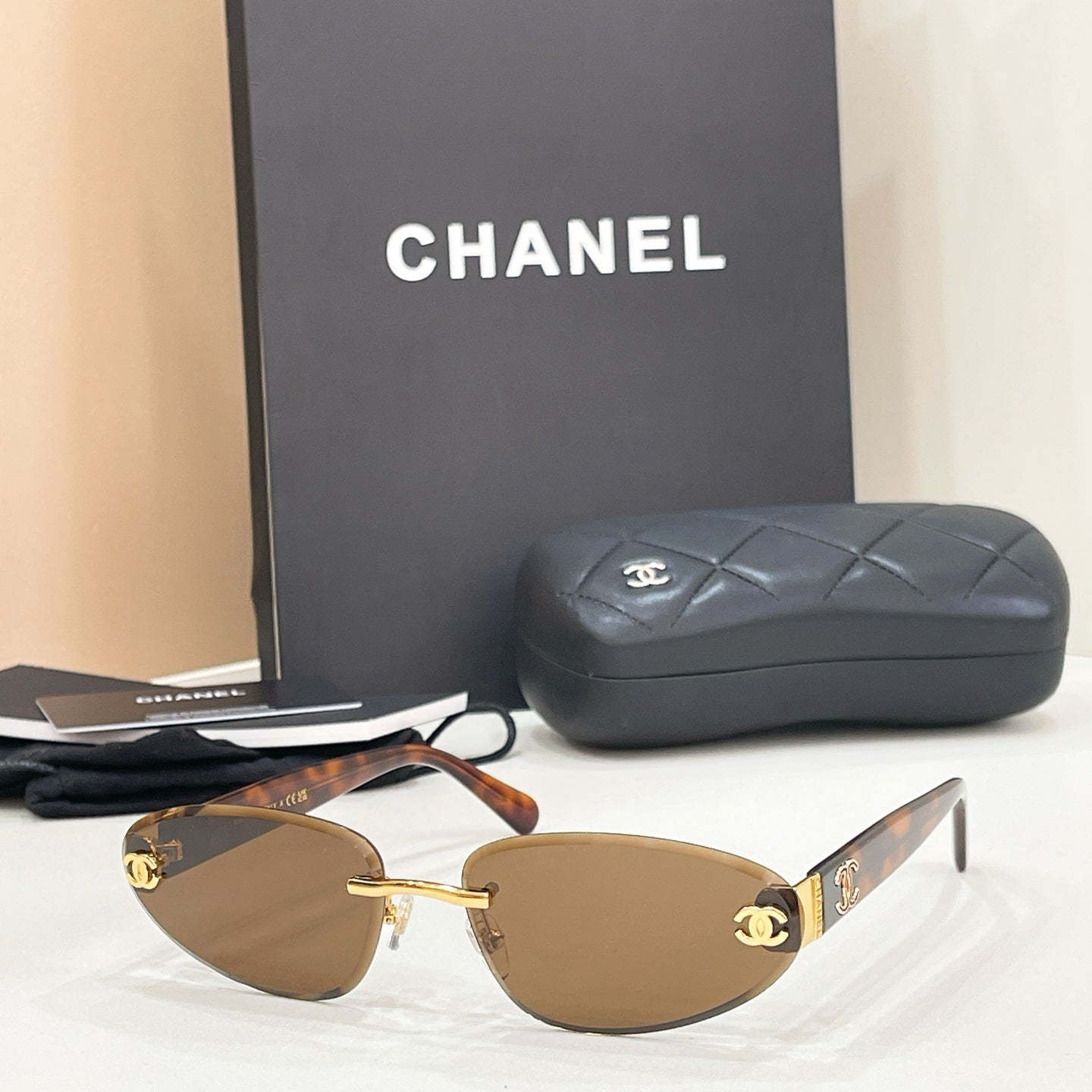 Chanel Sunglasses-CH1910Q