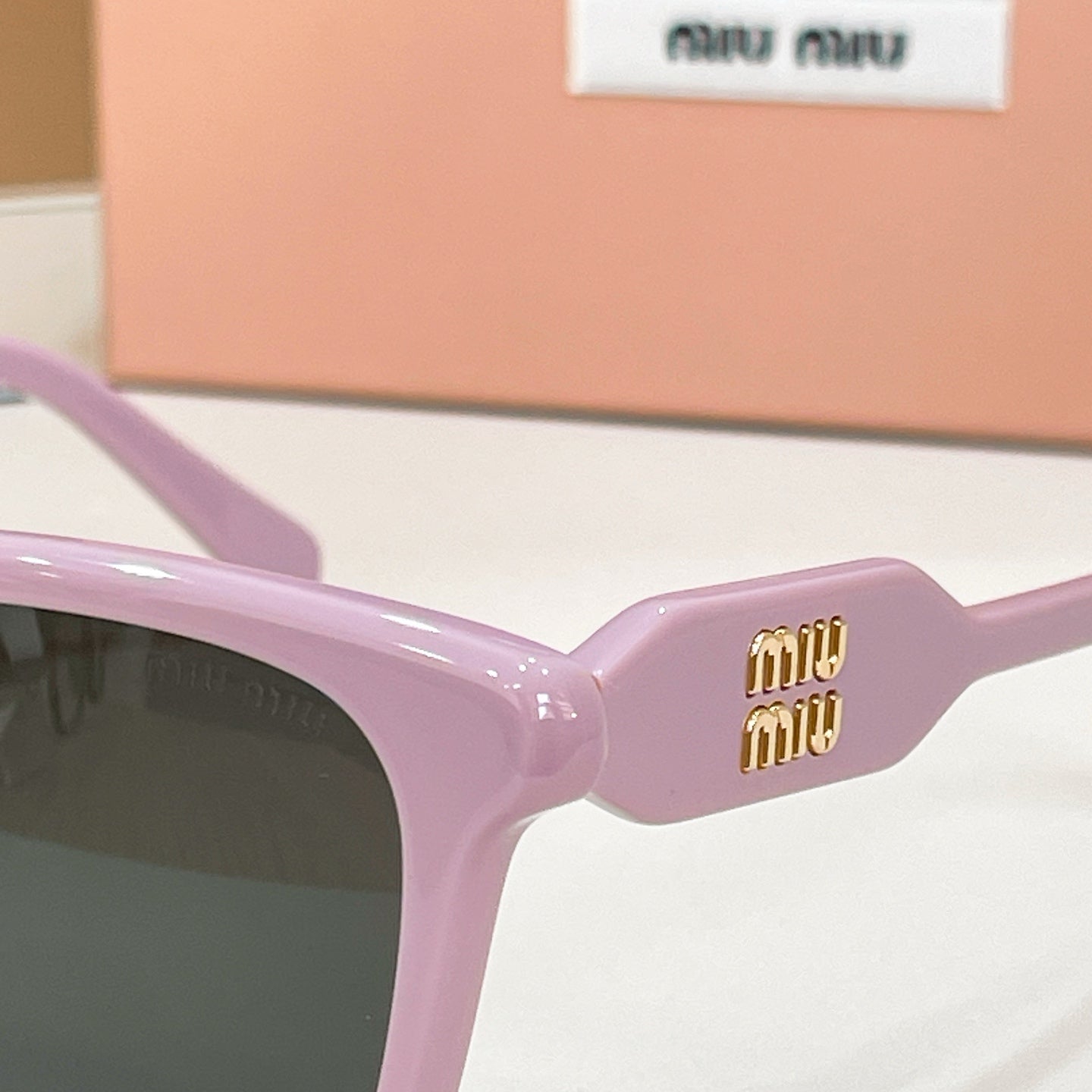 MIUMIU Sunglasses-VMU 02Z