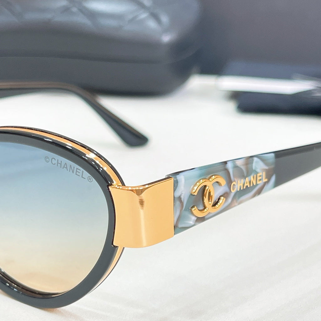 CHANEL Sunglasses-A72090