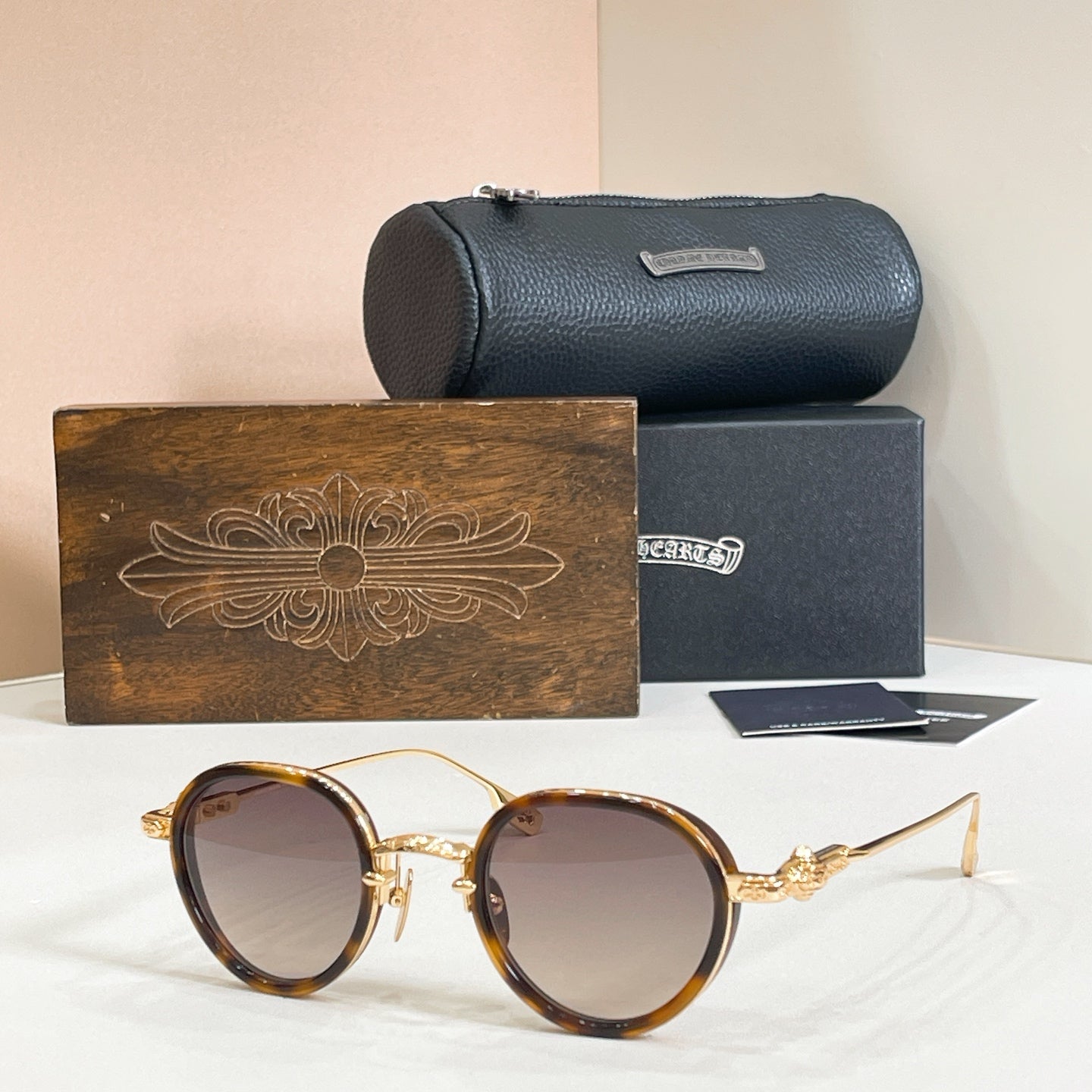 CHROME HEARTS Sunglasses-SEXT