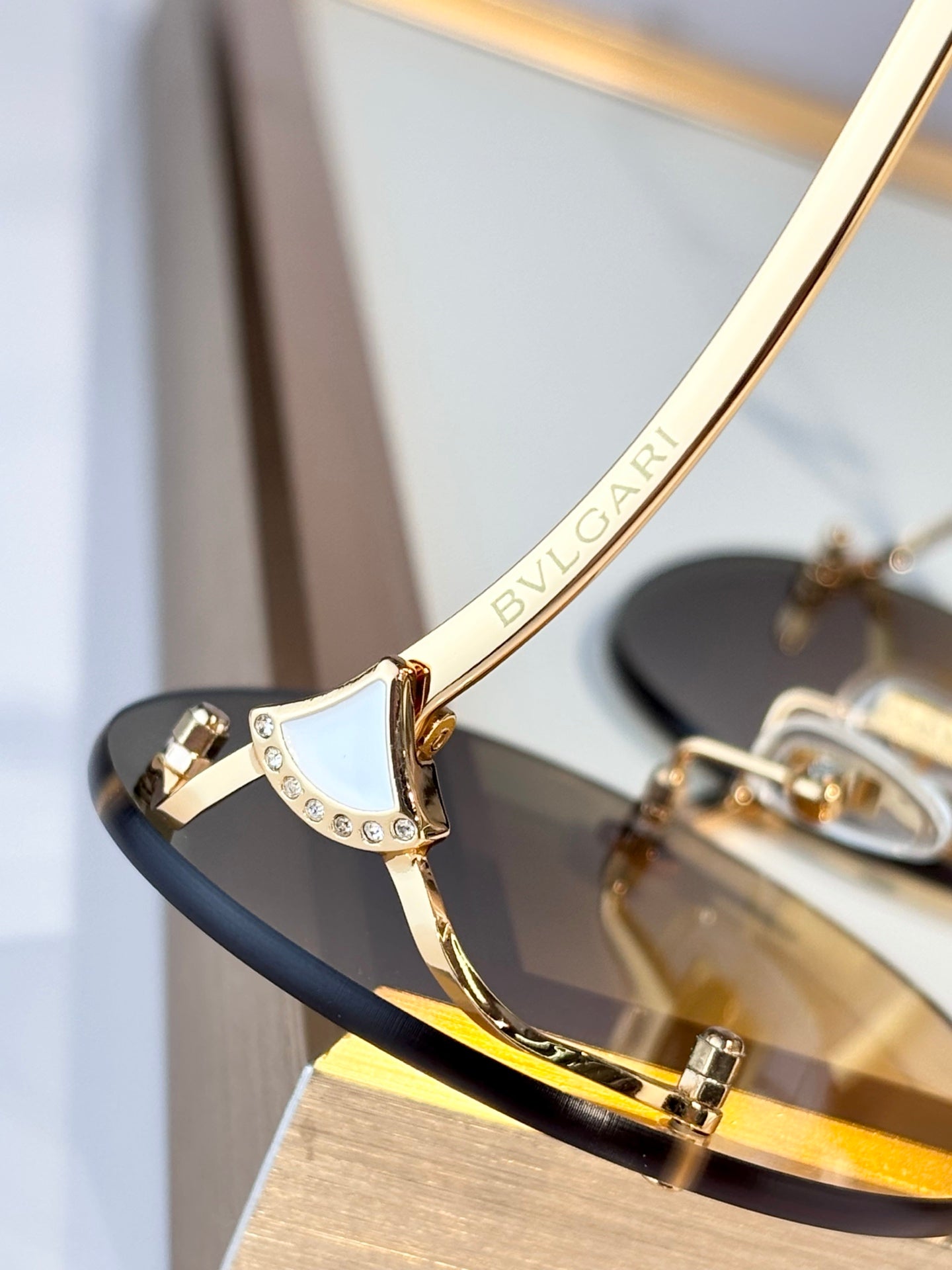 BVLGARY Sunglasses-BV9039B