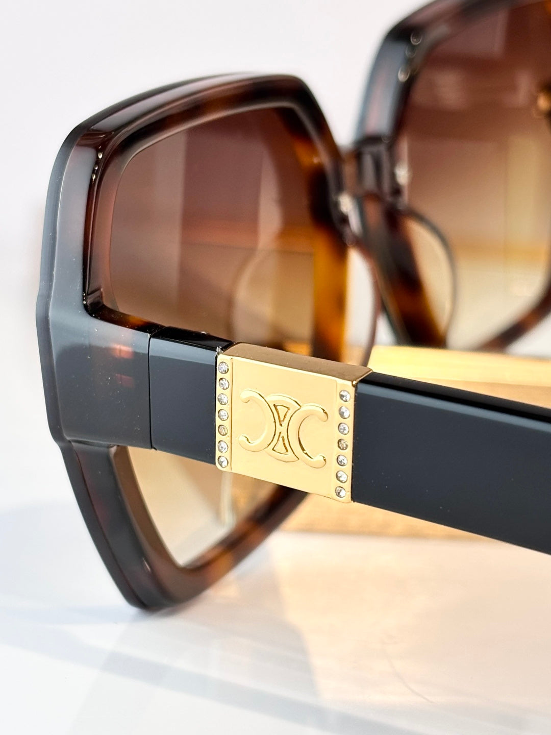 CELINE Sunglasses-CL40252