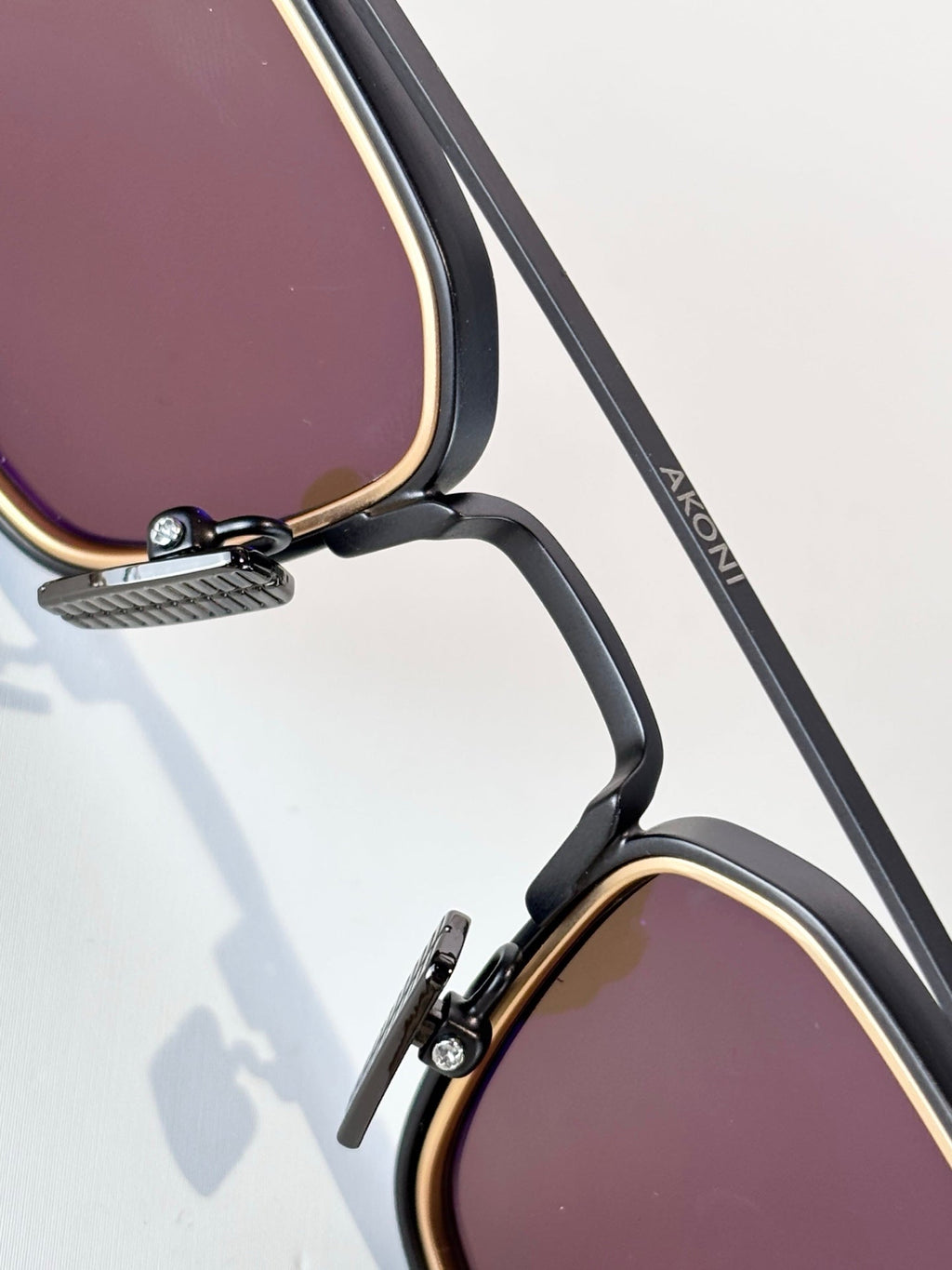 AKONI Sunglasses-AKS-304A