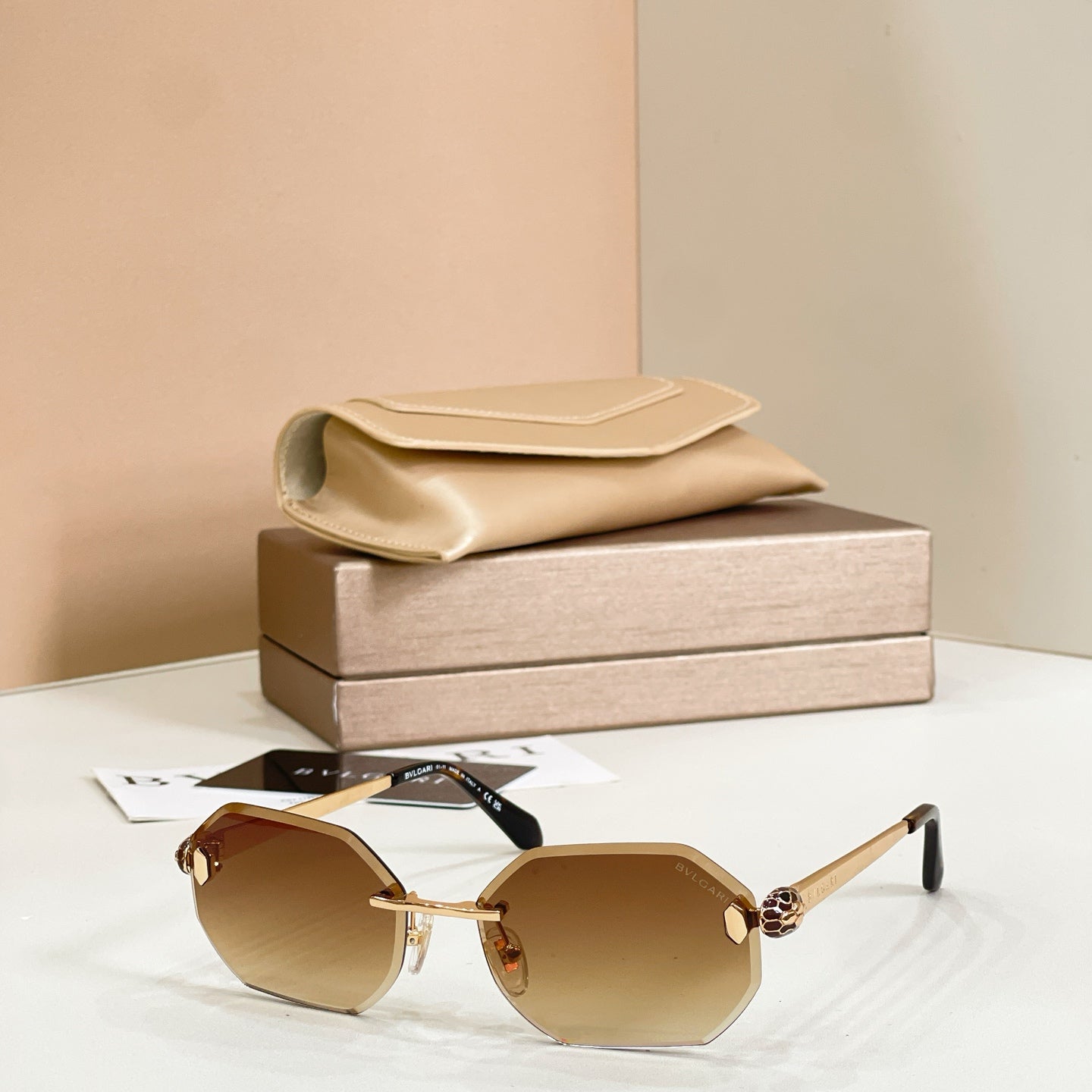 BVLGARI  Sunglasses-BV40105U