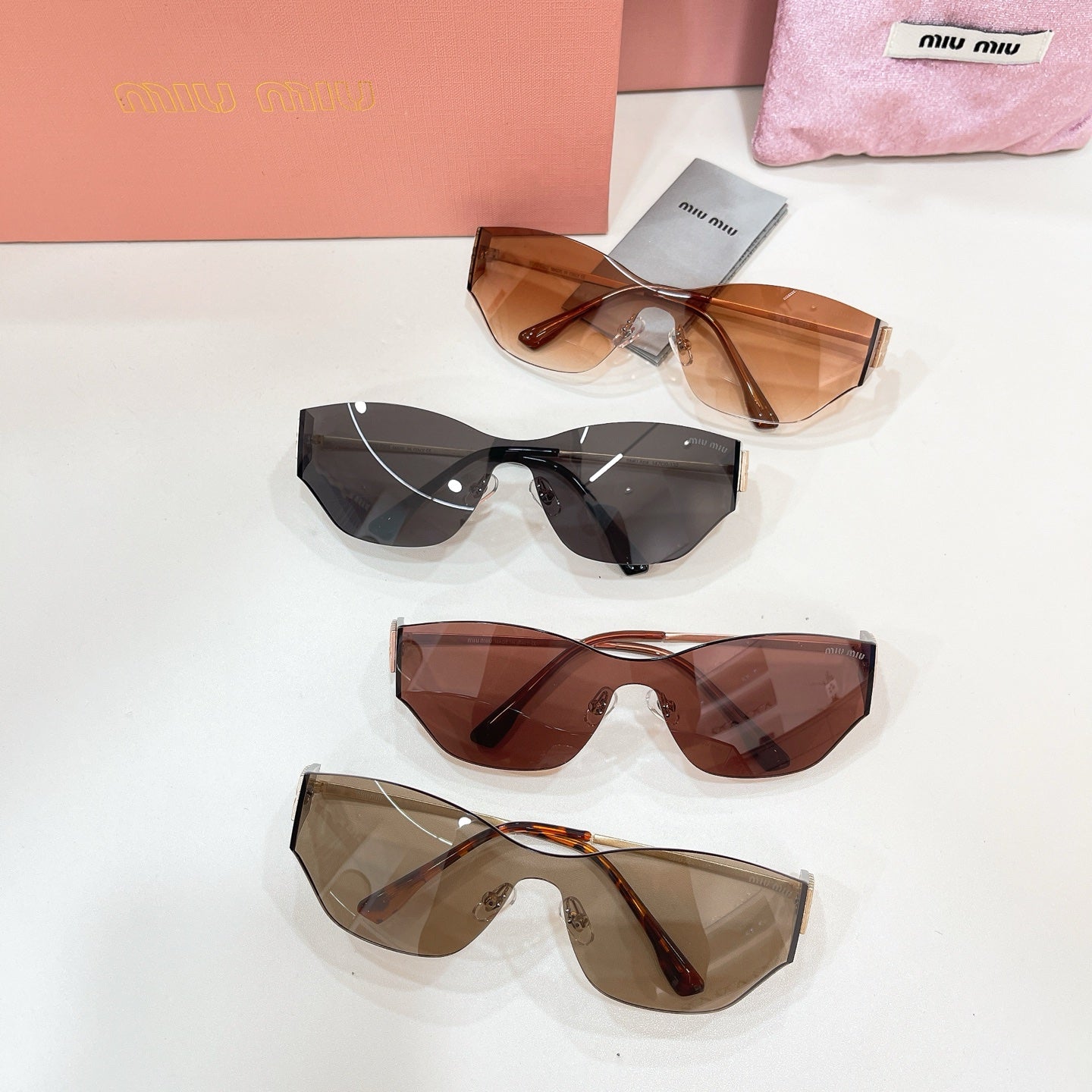 MIUMIU Sunglasses-SMU A64