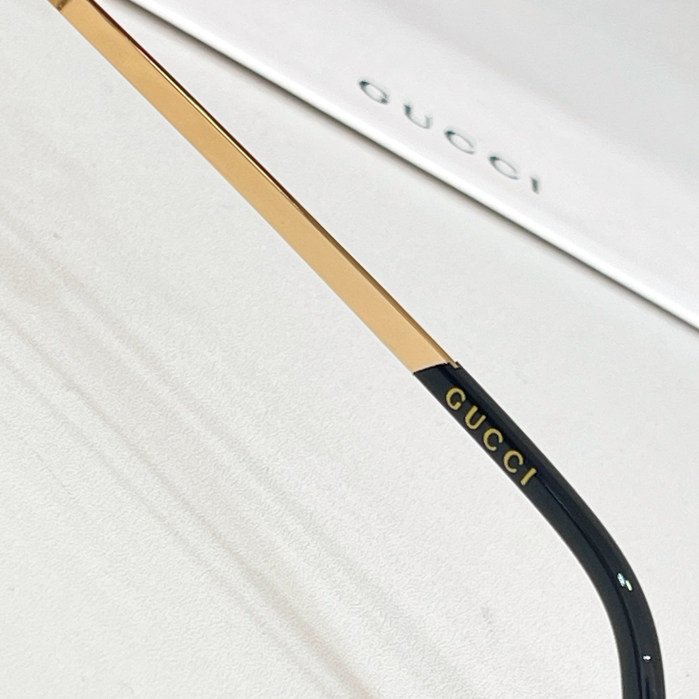 GUCCI Sunglasses-GG2046S