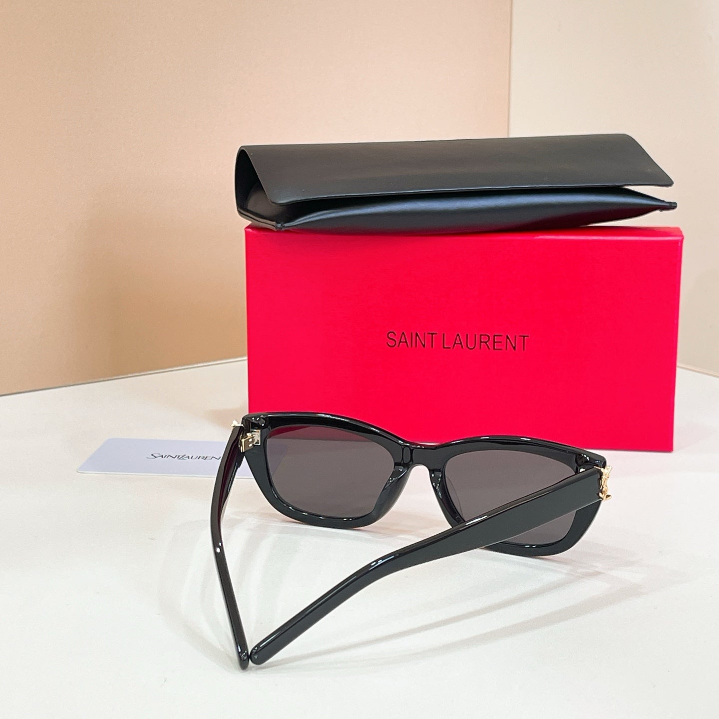 SAINT LAURENT Sunglasses SL M153