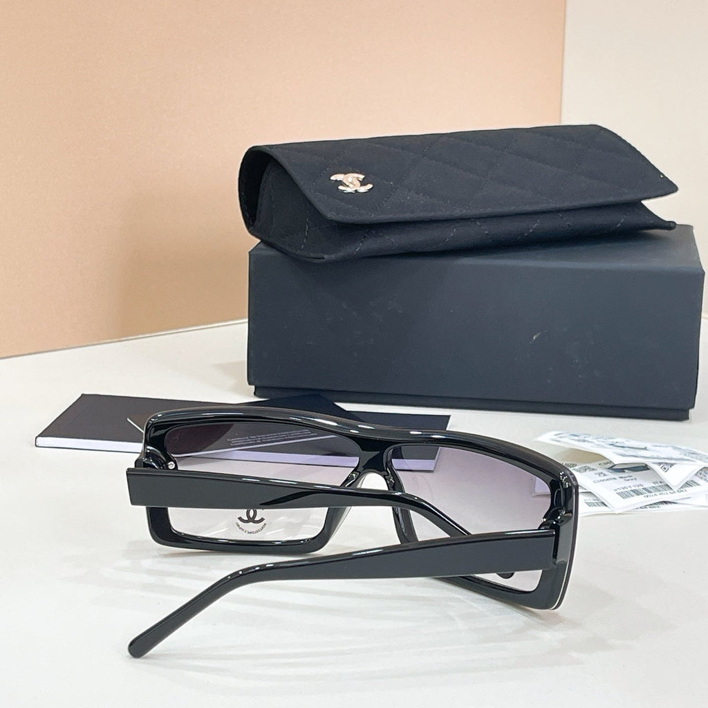 CHANEL Sunglasses CH5507