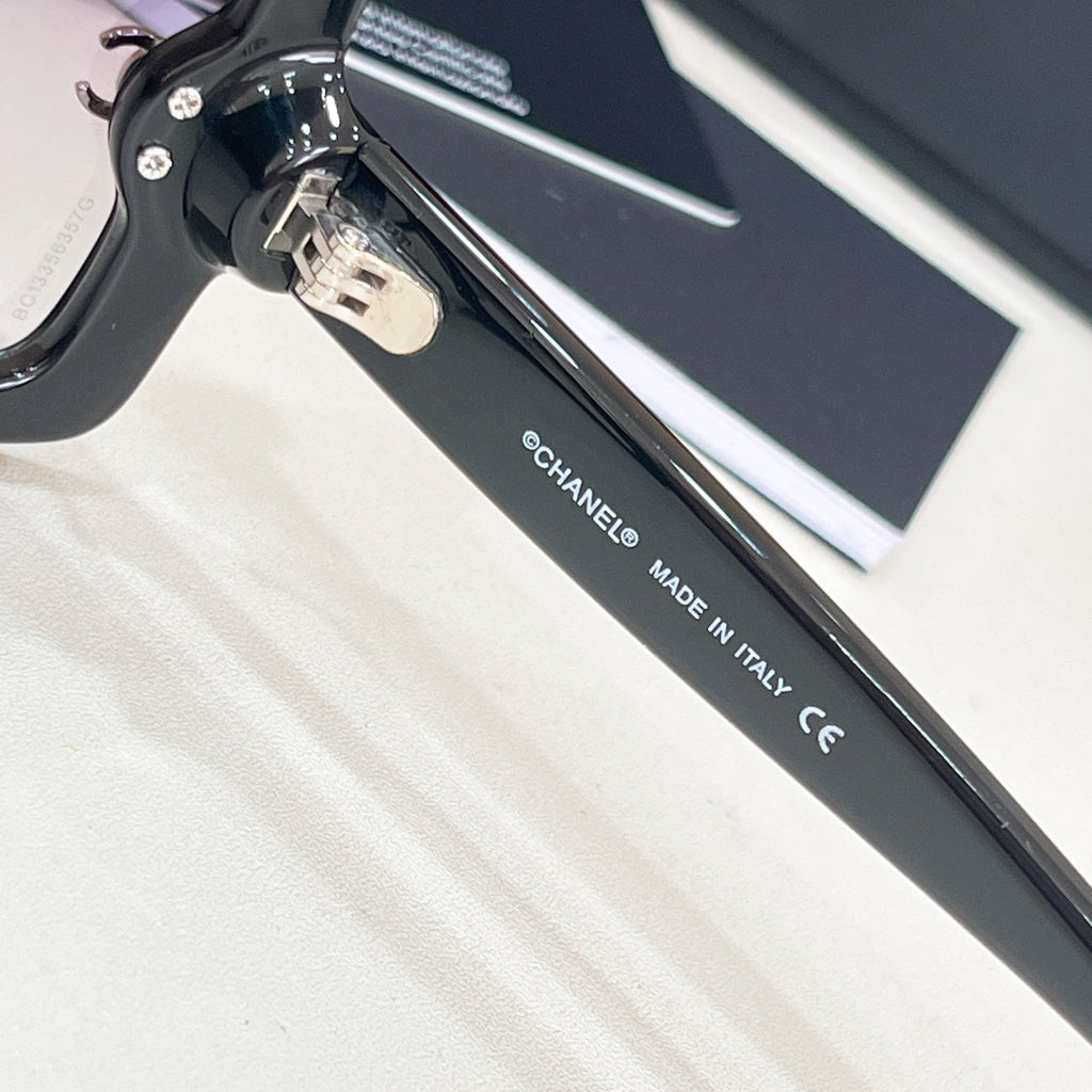 CHANEL Sunglasses CH5507